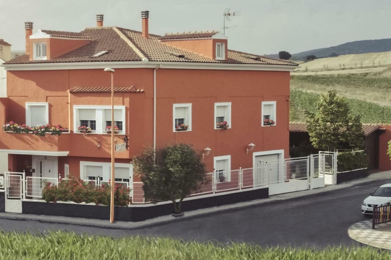 Casa Rural El Sauce. A 2,5 Km De Cuenca Capital Nohales ภายนอก รูปภาพ