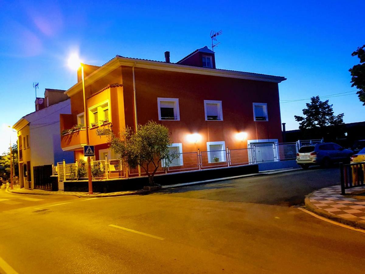 Casa Rural El Sauce. A 2,5 Km De Cuenca Capital Nohales ภายนอก รูปภาพ