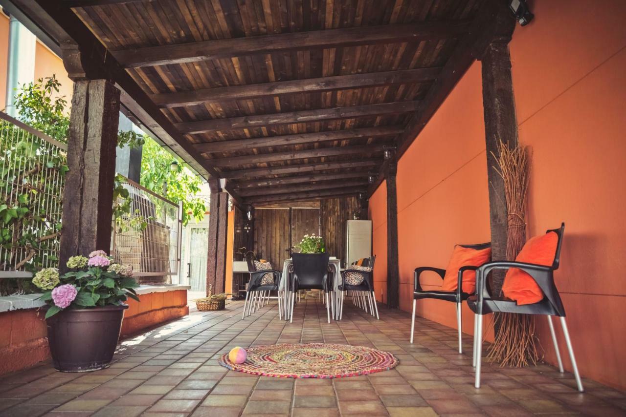 Casa Rural El Sauce. A 2,5 Km De Cuenca Capital Nohales ภายนอก รูปภาพ