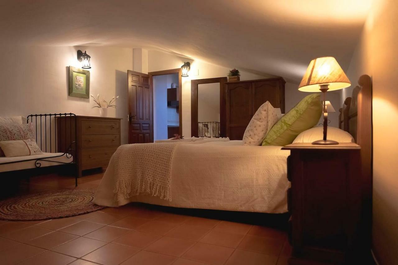 Casa Rural El Sauce. A 2,5 Km De Cuenca Capital Nohales ภายนอก รูปภาพ
