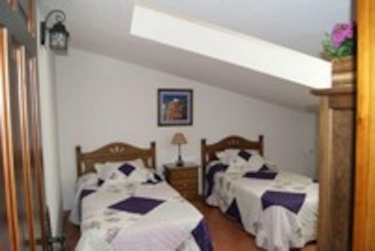 Casa Rural El Sauce. A 2,5 Km De Cuenca Capital Nohales ภายนอก รูปภาพ
