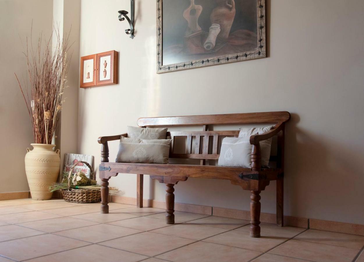 Casa Rural El Sauce. A 2,5 Km De Cuenca Capital Nohales ภายนอก รูปภาพ