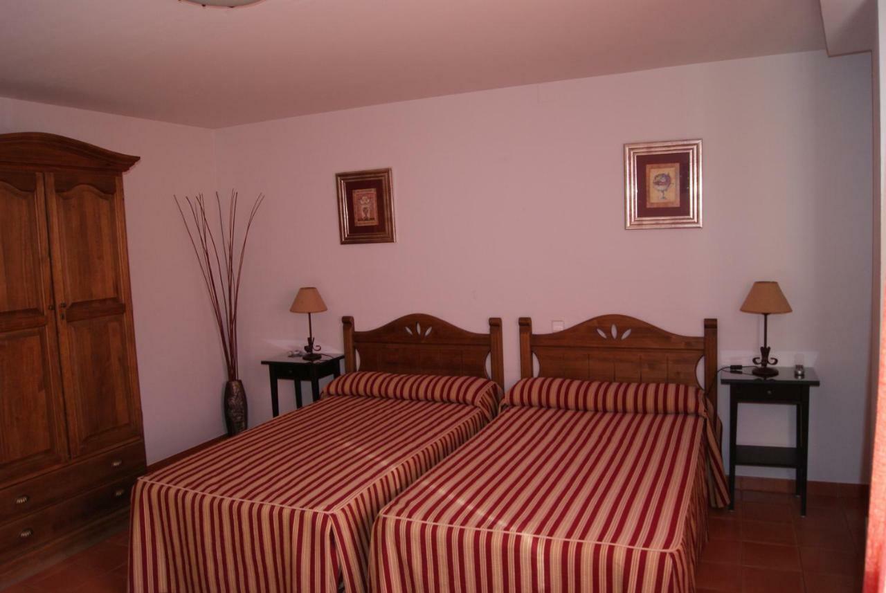 Casa Rural El Sauce. A 2,5 Km De Cuenca Capital Nohales ภายนอก รูปภาพ